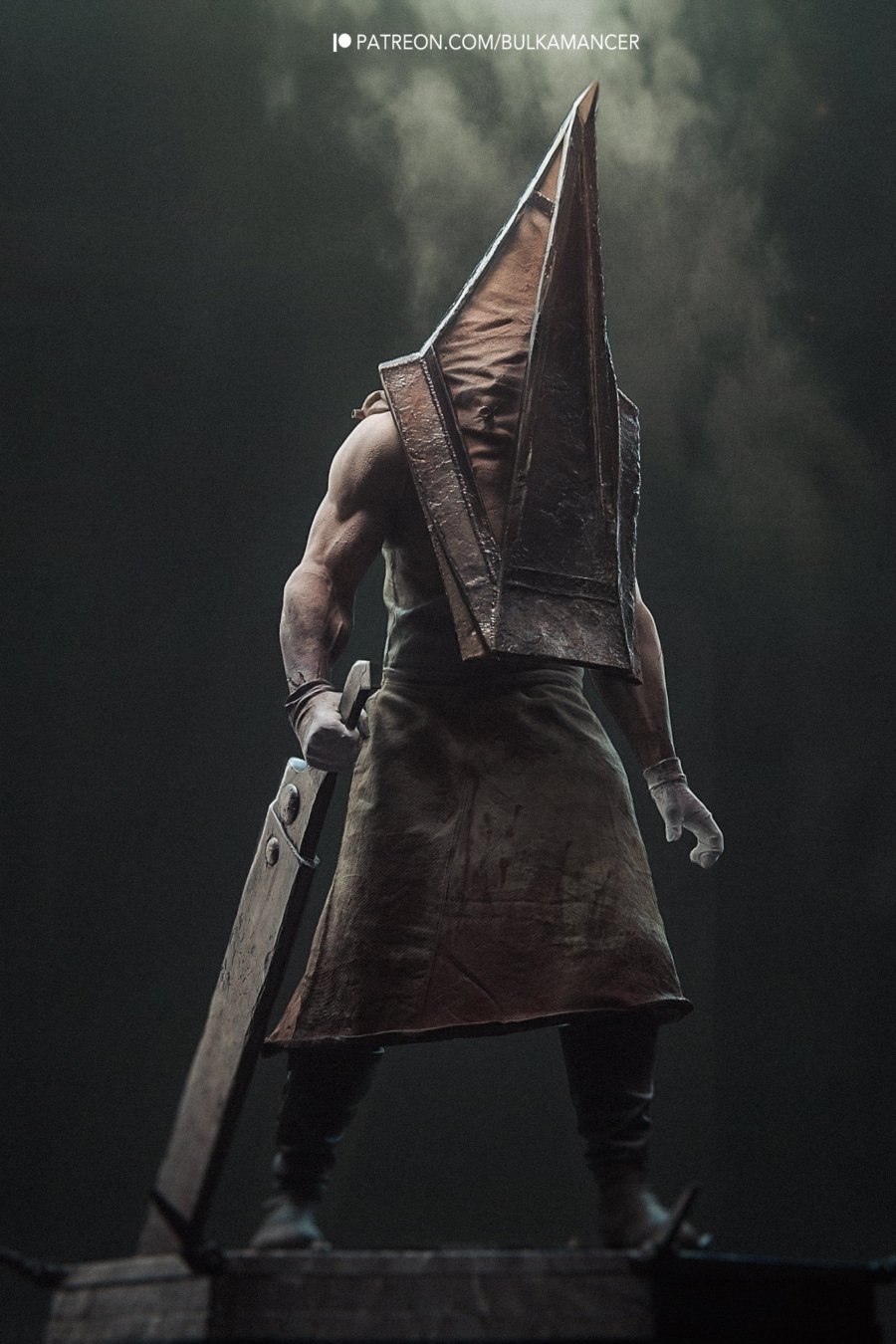 Pyramid Head cuerpo completo