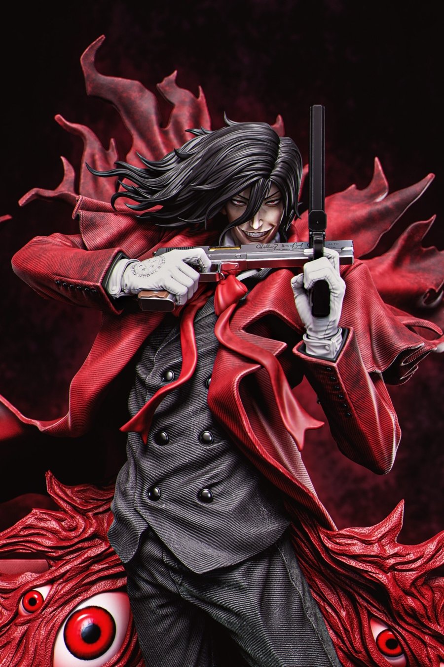 Alucard cuerpo a la mitad